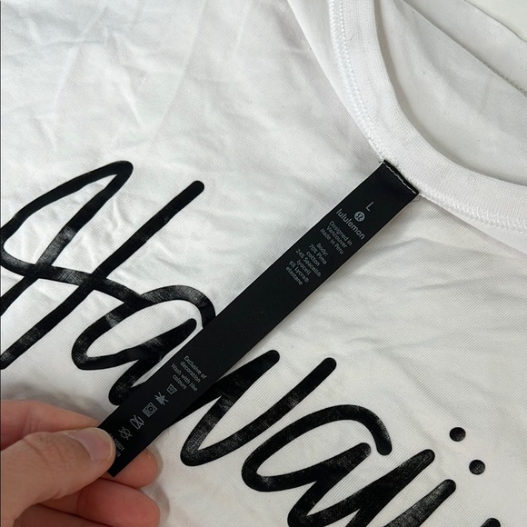 Lululemon White 'Hawaii' Long Sleeve Shirt size large - Picture 5 of 10